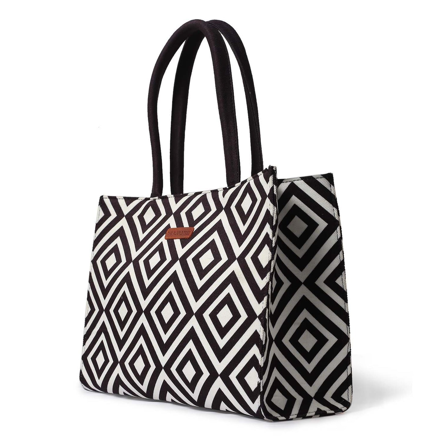 Black and white patterned bag with a book and a glass of water, chic and practical.