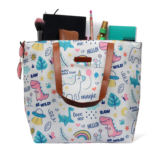 Stylish white tote bag adorned with a charming unicorn illustration, ideal for those who love a touch of fantasy.