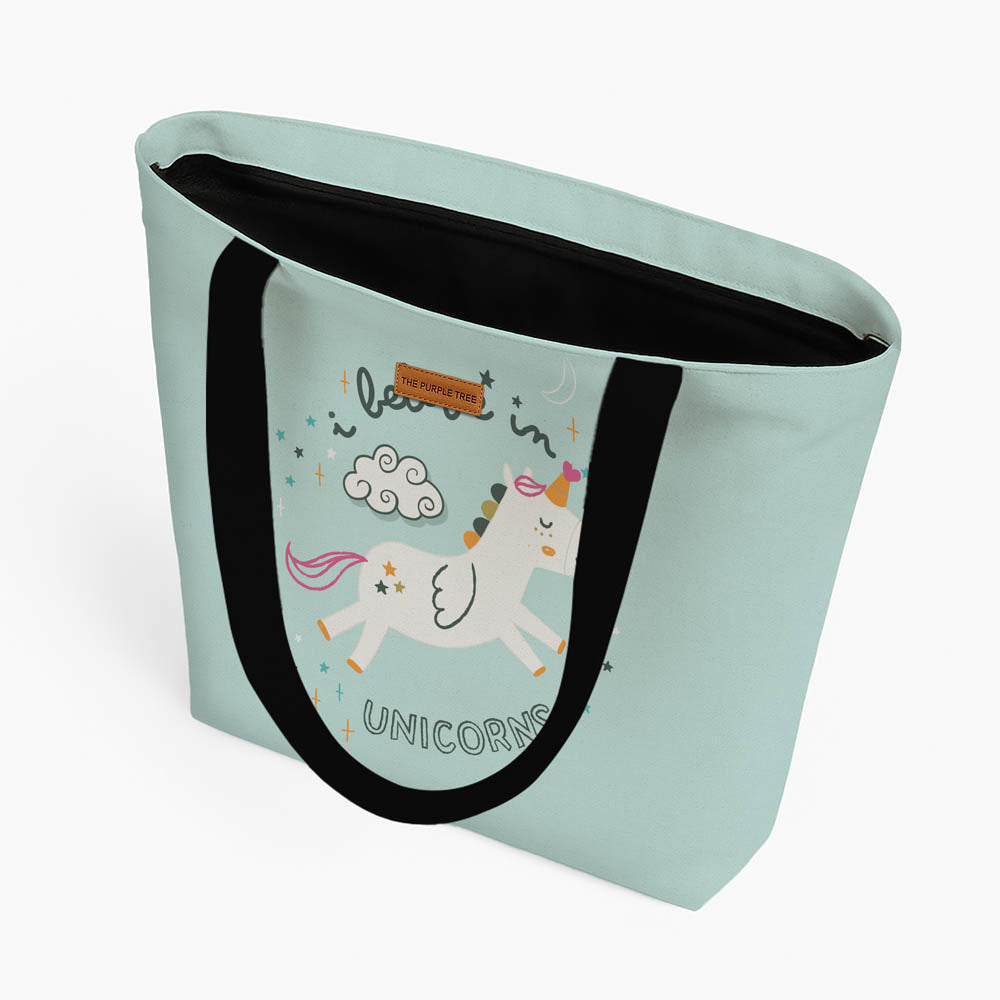 Tote bag made of cotton, showcasing a vibrant unicorn illustration.