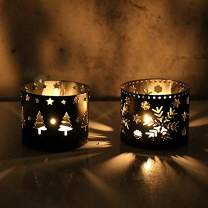  Set of three gold tea lights featuring charming Christmas patterns, ideal for creating a cozy holiday ambiance.